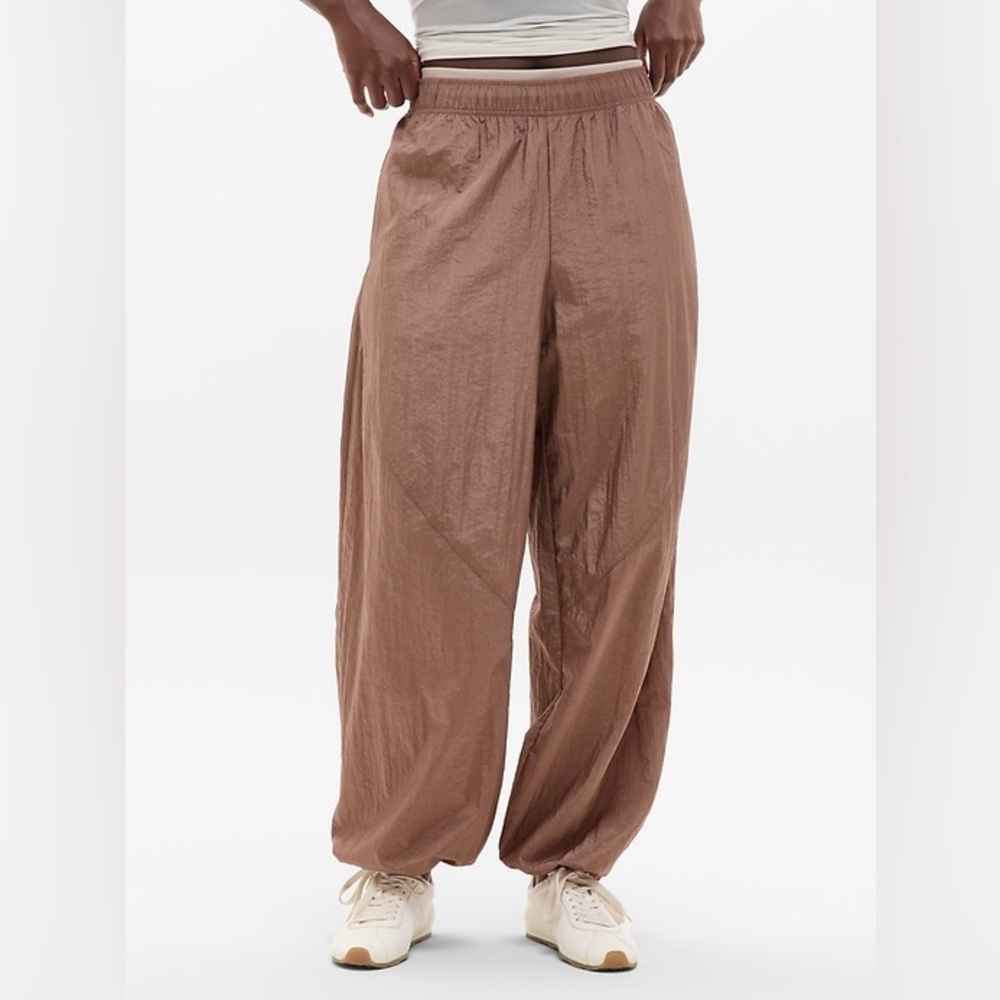 Nwot - Athleta Lunar Sheen Utility Mid Rise Pant In Auburn - Size L